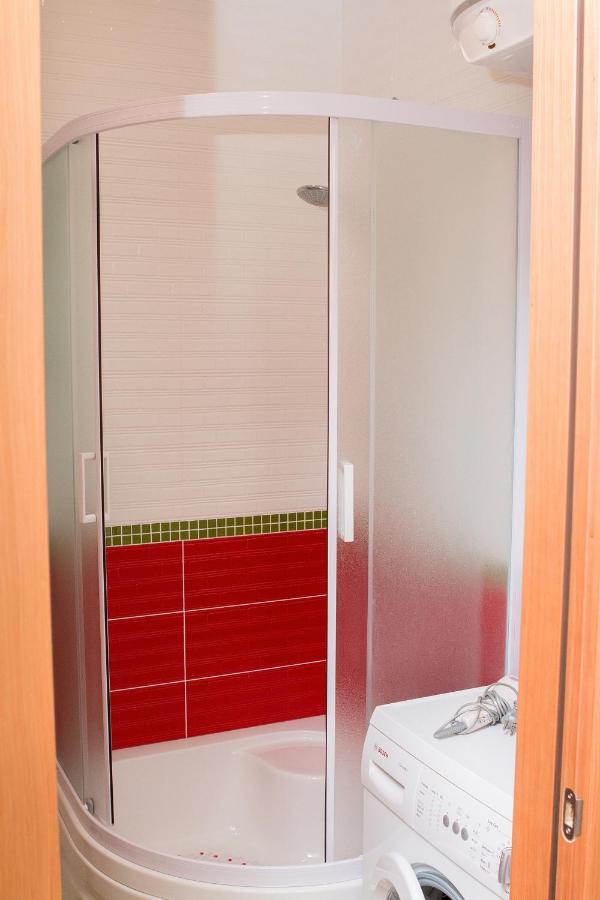 חארקיב Sana Hostel מראה חיצוני תמונה